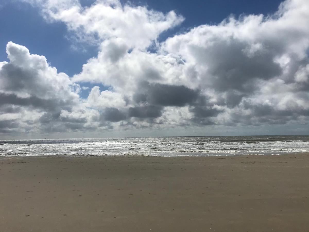 B&B Bij De Zee Centre Of Julianadorp 10 Min From Beaches Bagian luar foto